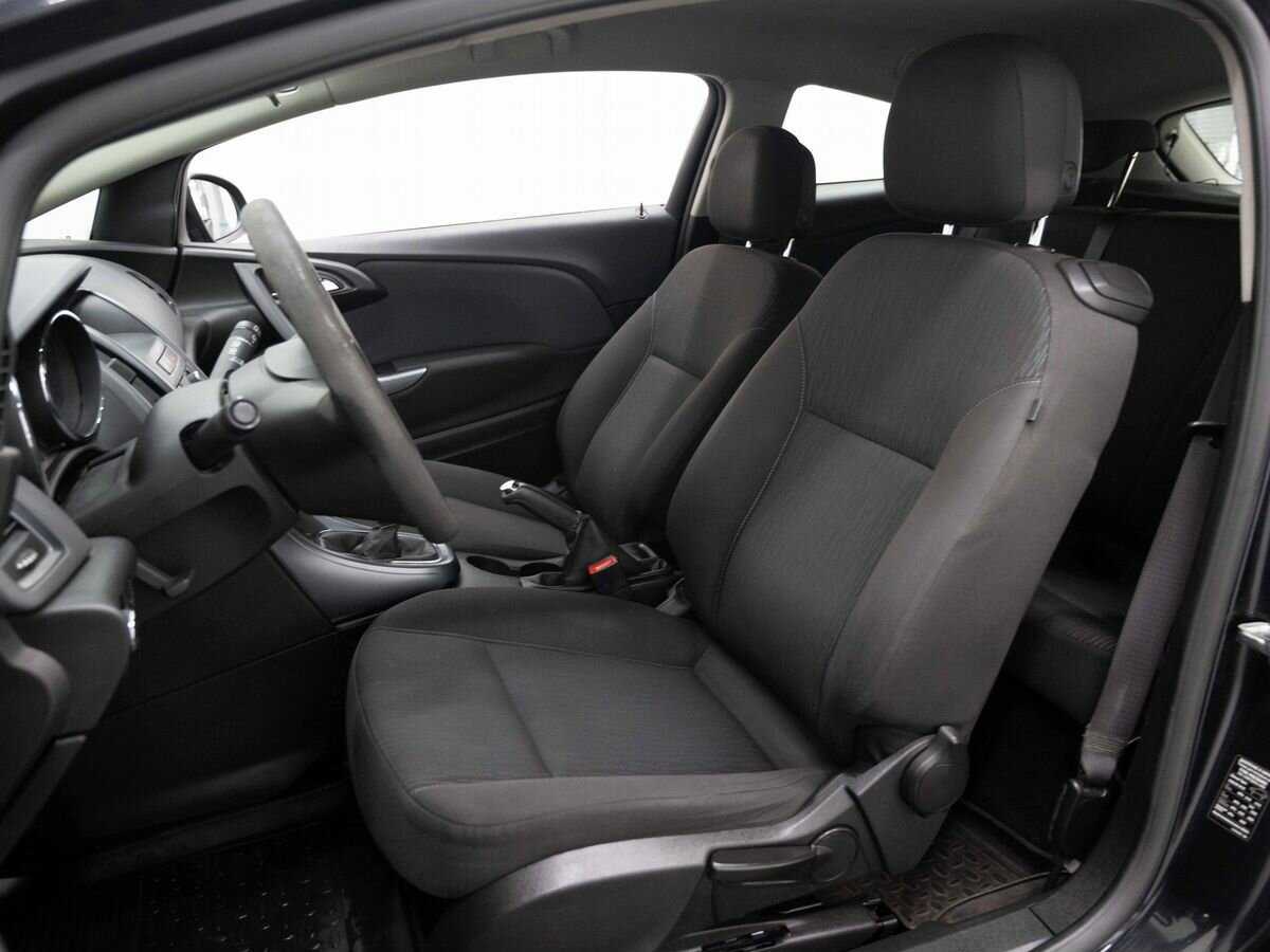 Купить Opel Astra с пробегом. Фото: #8