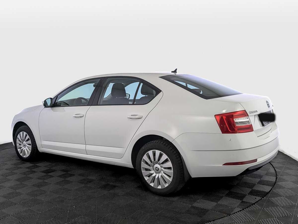 Купить Skoda Octavia с пробегом. Фото: #6