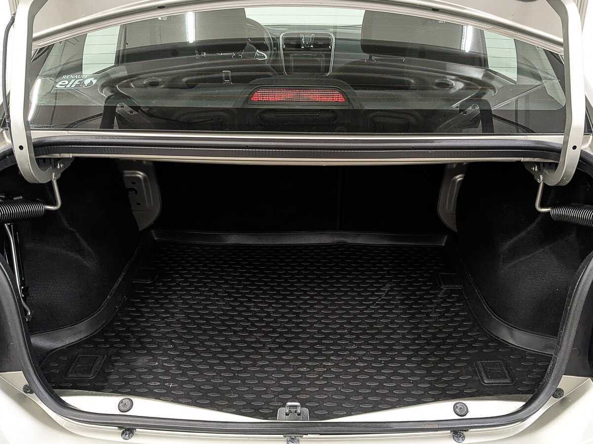 Купить Renault Logan с пробегом. Фото: #9