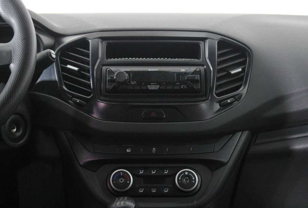 Купить Lada (ВАЗ) Vesta с пробегом. Фото: #11