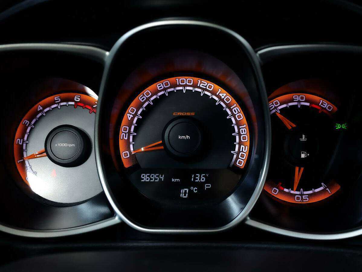 Купить Lada (ВАЗ) Vesta с пробегом. Фото: #13