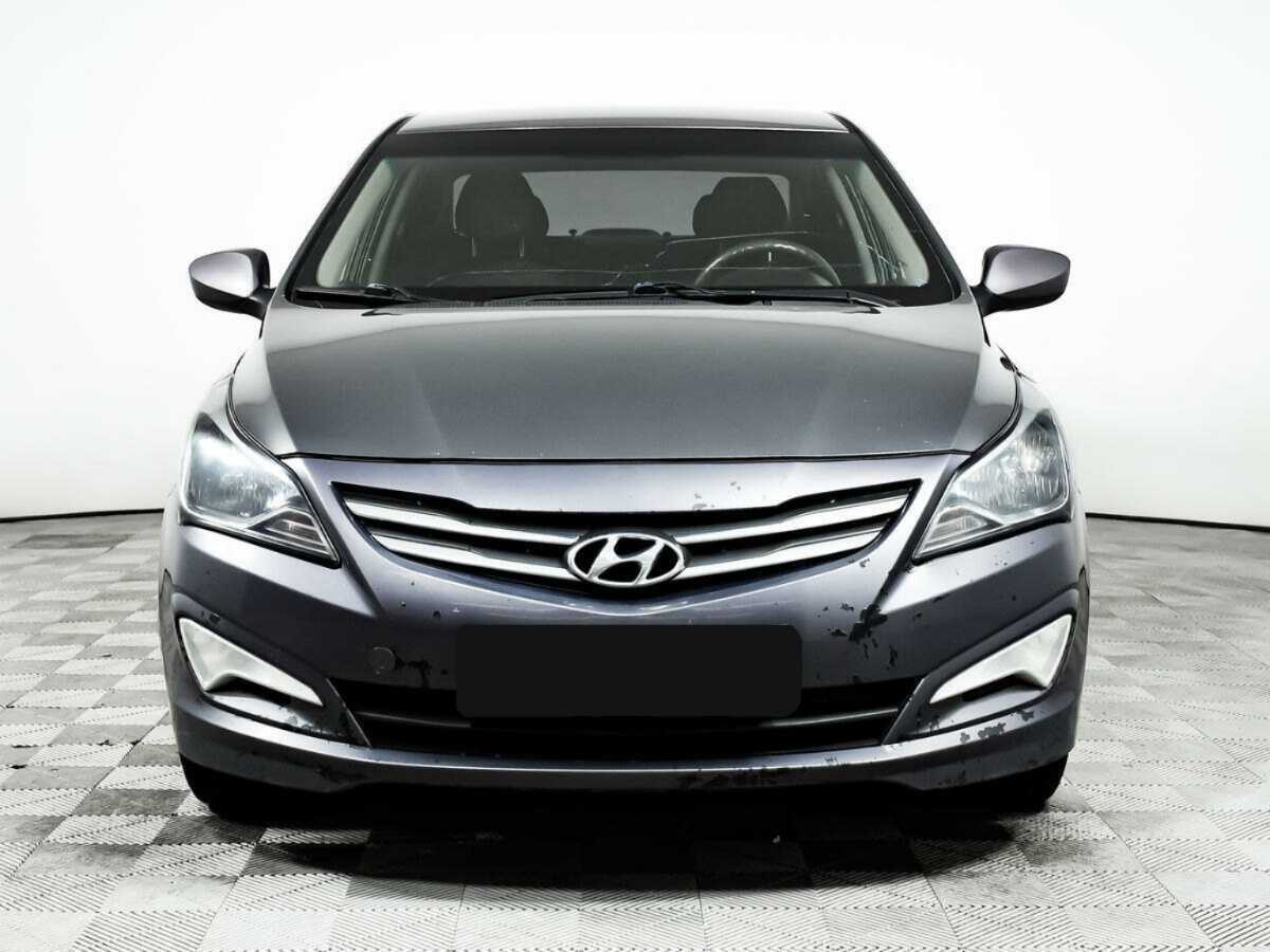Купить Hyundai Solaris с пробегом. Фото: #1