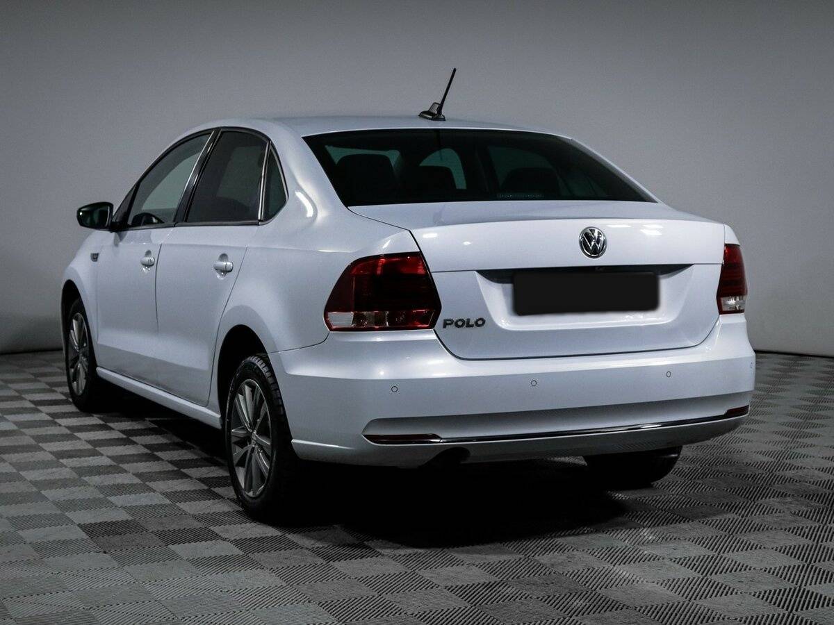 Купить Volkswagen Polo с пробегом. Фото: #5