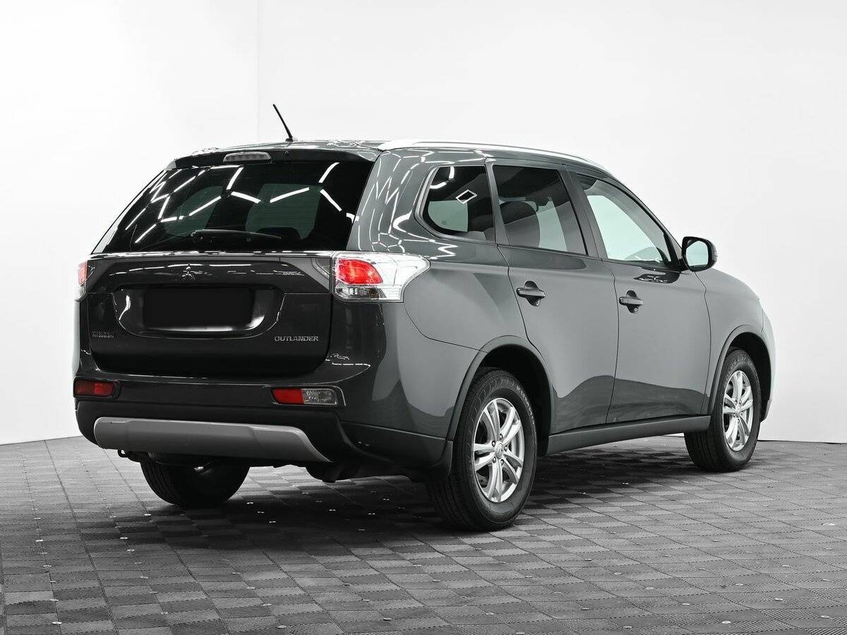 Купить Mitsubishi Outlander с пробегом. Фото: #3
