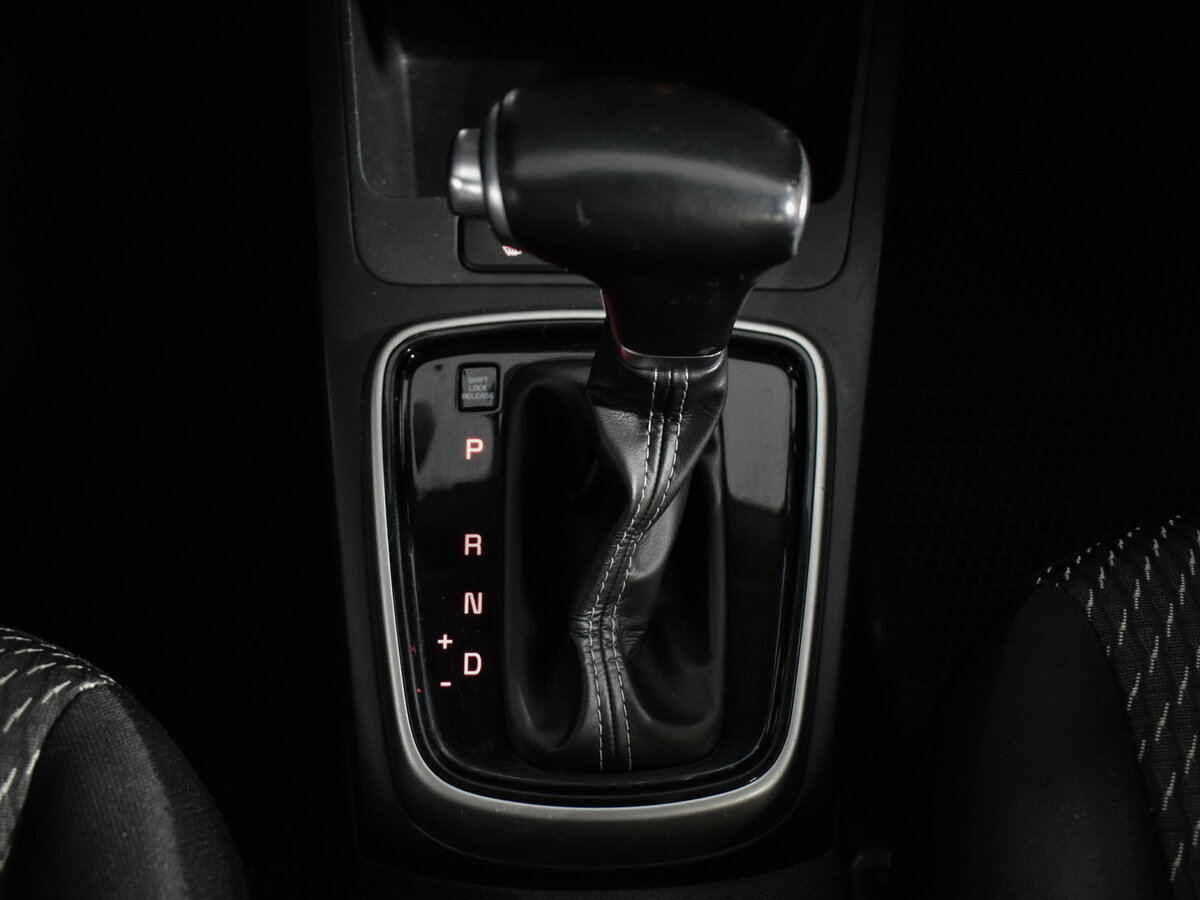 Купить Kia Rio с пробегом. Фото: #16