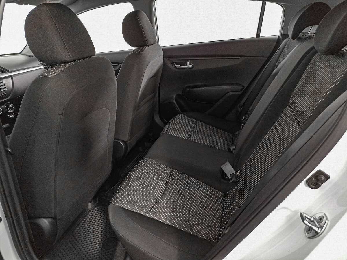 Купить Kia Rio с пробегом. Фото: #9