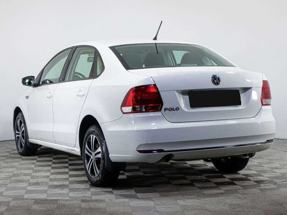 Купить Volkswagen Polo с пробегом. Фото: #6
