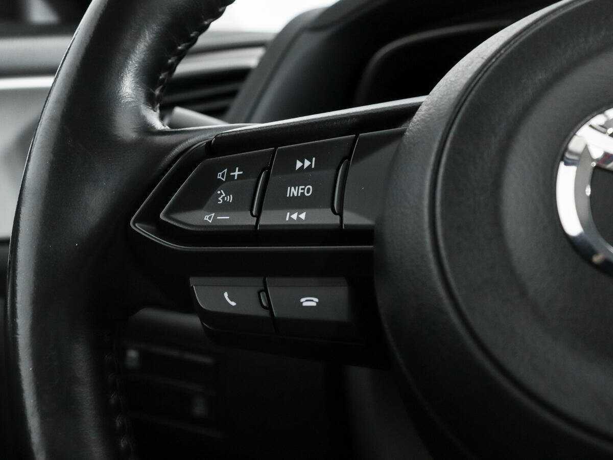 Купить Mazda 3 с пробегом. Фото: #15