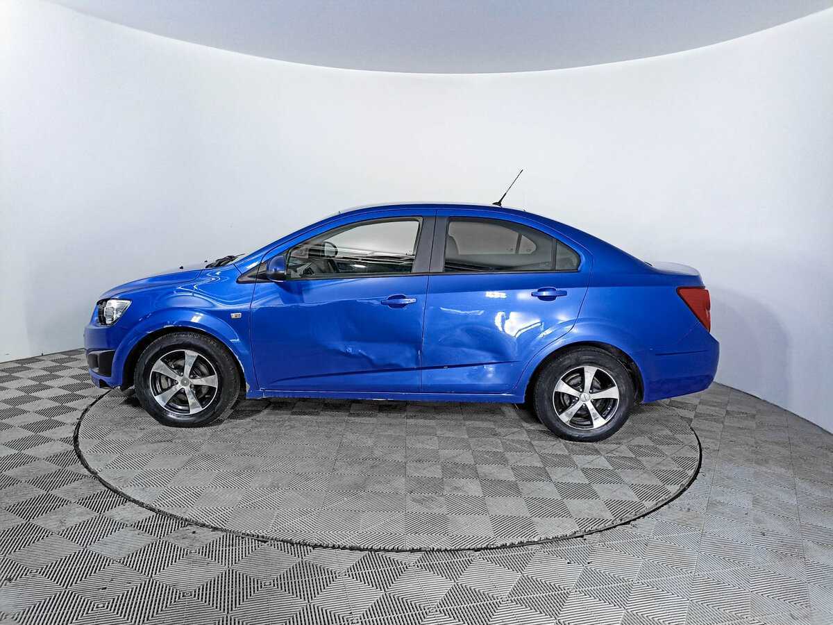 Купить Chevrolet Aveo с пробегом. Фото: #7