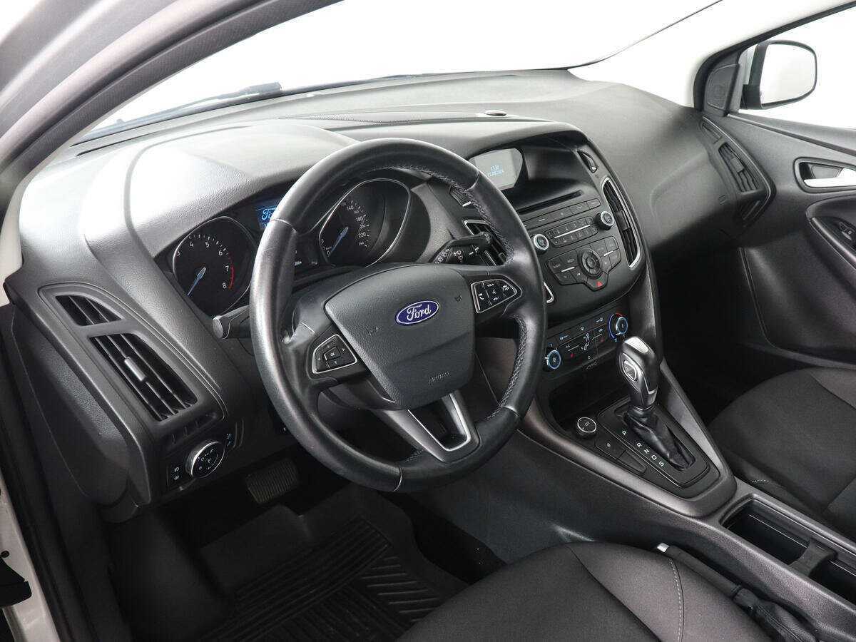 Купить Ford Focus с пробегом. Фото: #8
