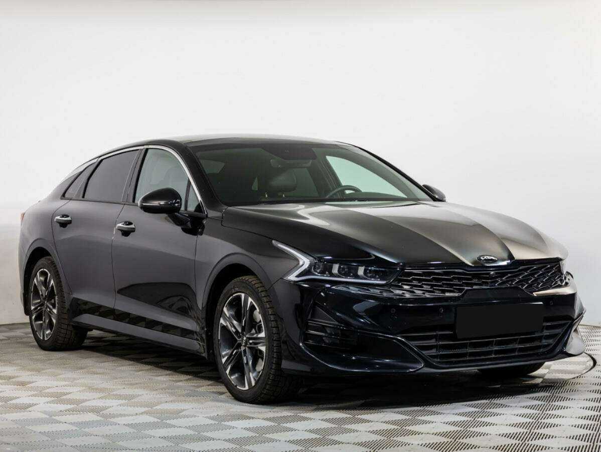 Купить Kia K5 с пробегом. Фото: #1
