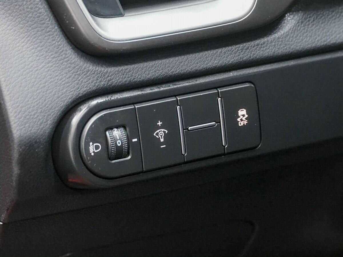 Купить Kia Ceed с пробегом. Фото: #18