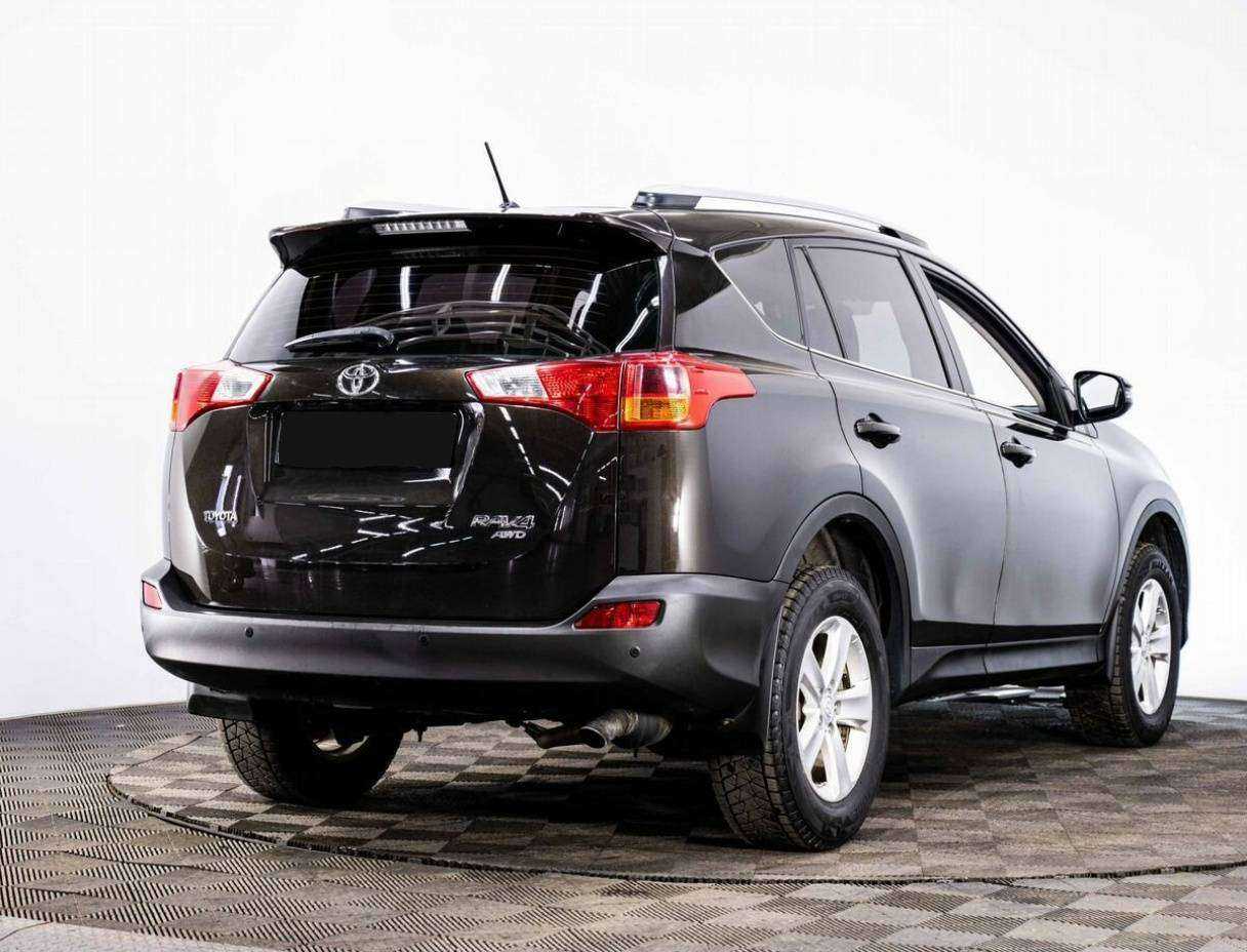 Купить Toyota RAV4 с пробегом. Фото: #5