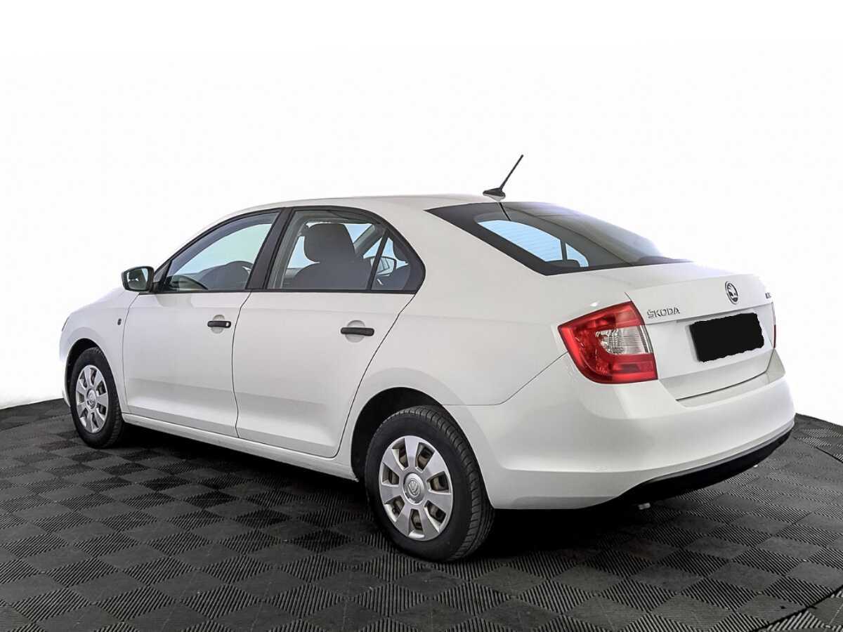 Купить Skoda Rapid с пробегом. Фото: #6