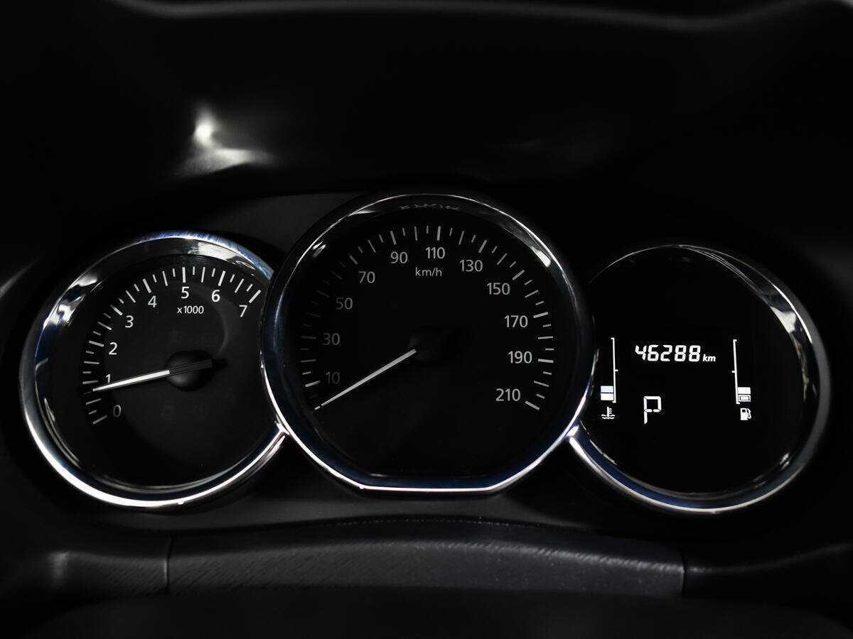 Купить Nissan Terrano с пробегом. Фото: #10