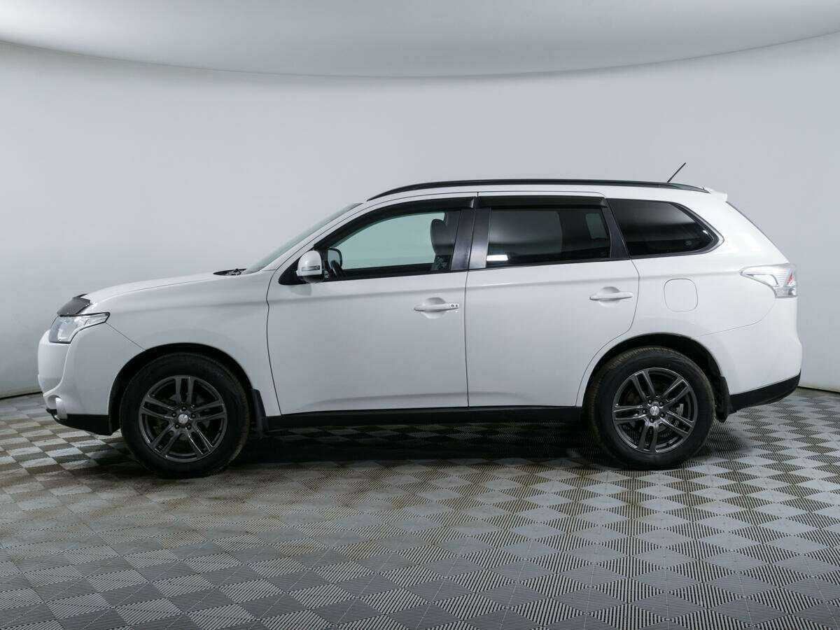 Купить Mitsubishi Outlander с пробегом. Фото: #7