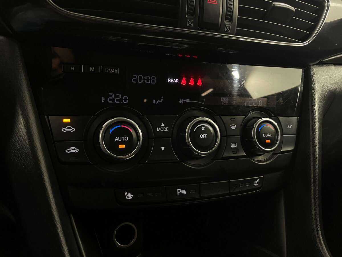 Купить Mazda 6 с пробегом. Фото: #12
