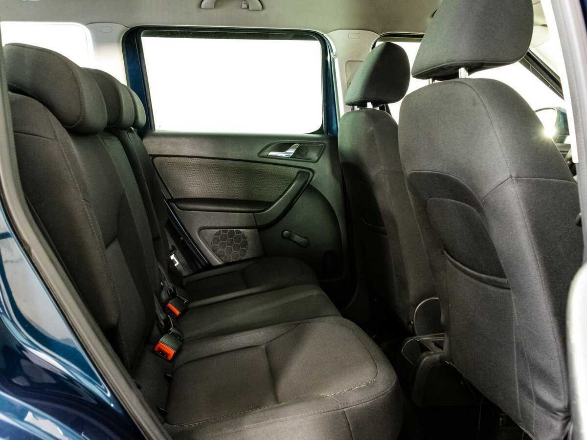 Купить Skoda Yeti с пробегом. Фото: #9