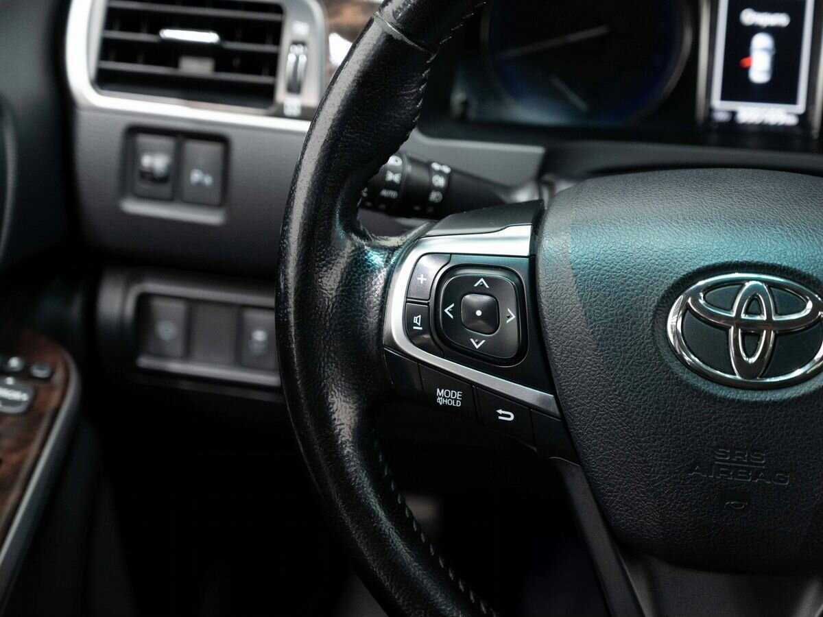 Купить Toyota Camry с пробегом. Фото: #14