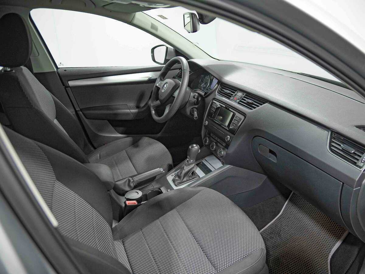 Купить Skoda Octavia с пробегом. Фото: #12