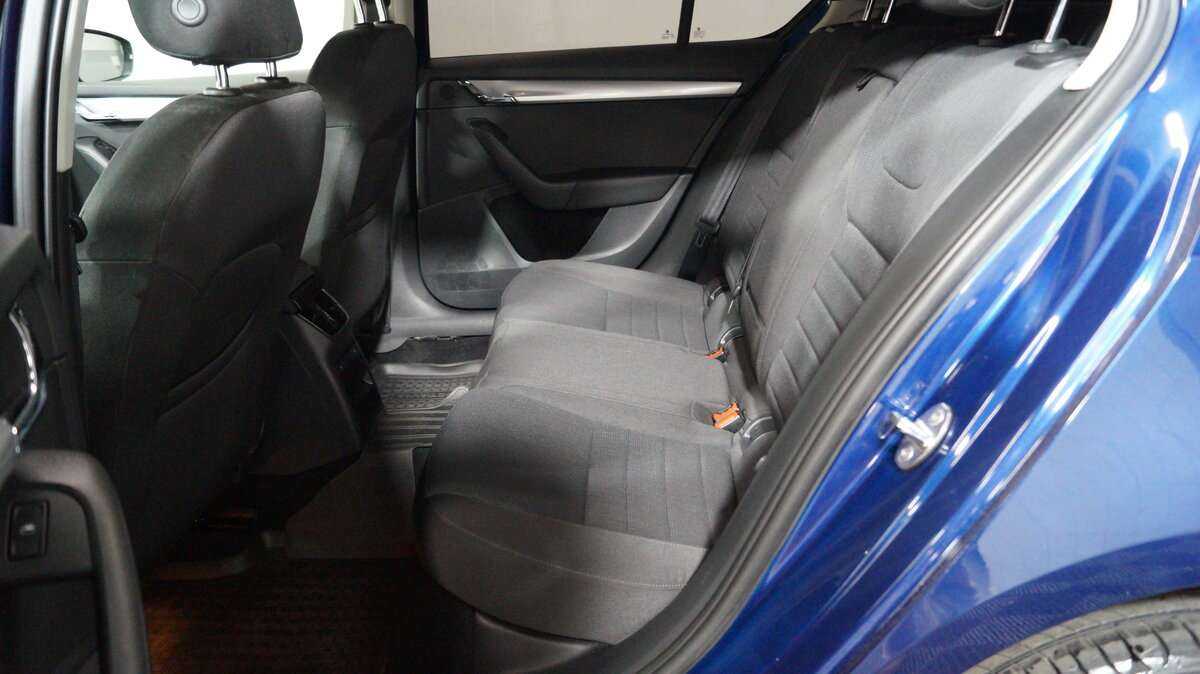 Купить Skoda Octavia с пробегом. Фото: #9
