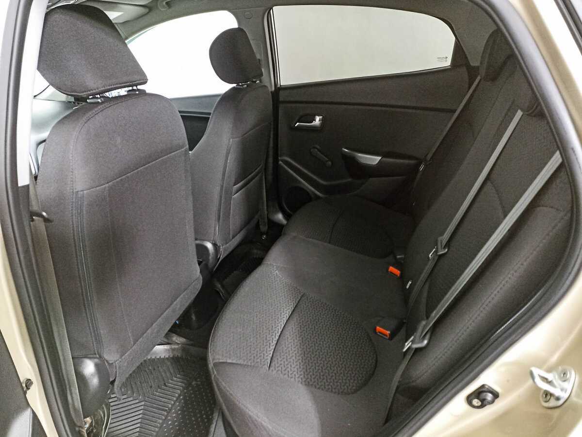 Купить Kia Rio с пробегом. Фото: #9