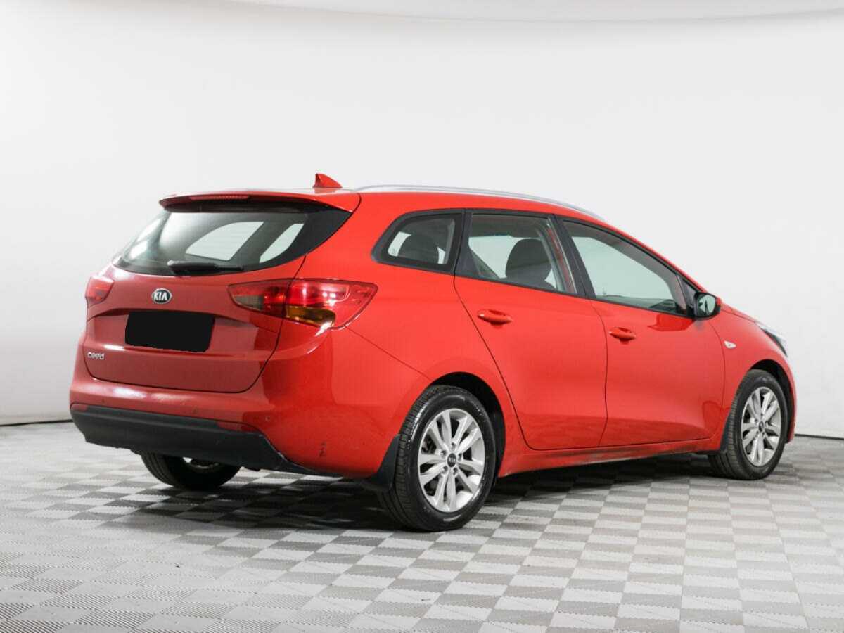 Купить Kia Ceed с пробегом. Фото: #4