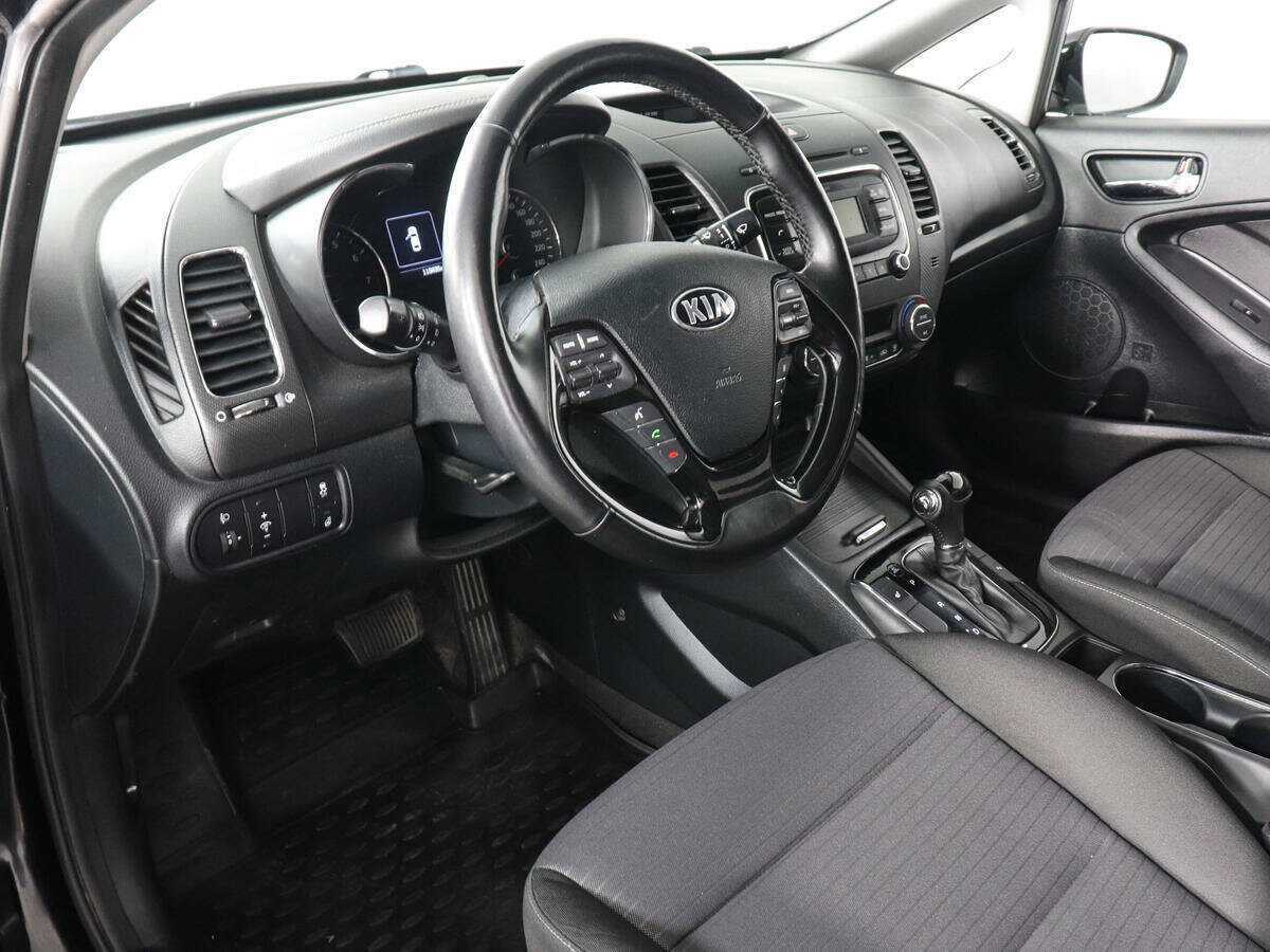 Купить Kia Cerato с пробегом. Фото: #4