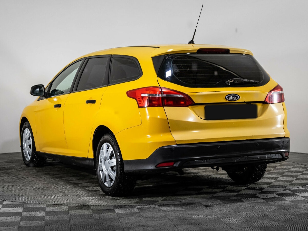 Купить Ford Focus с пробегом. Фото: #5