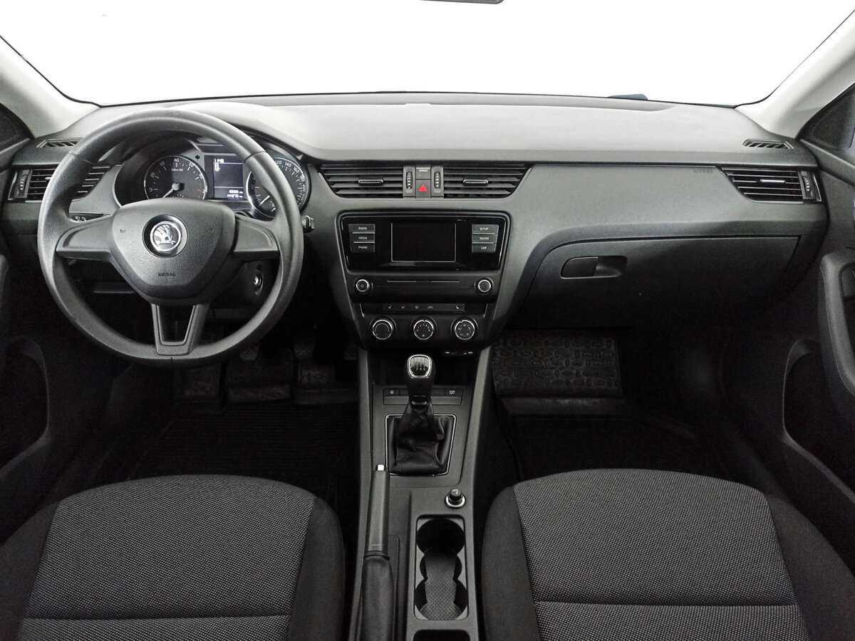 Купить Skoda Octavia с пробегом. Фото: #11