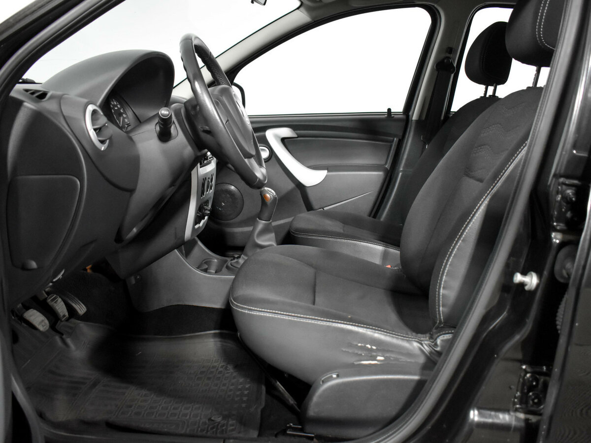 Купить Renault Sandero с пробегом. Фото: #10