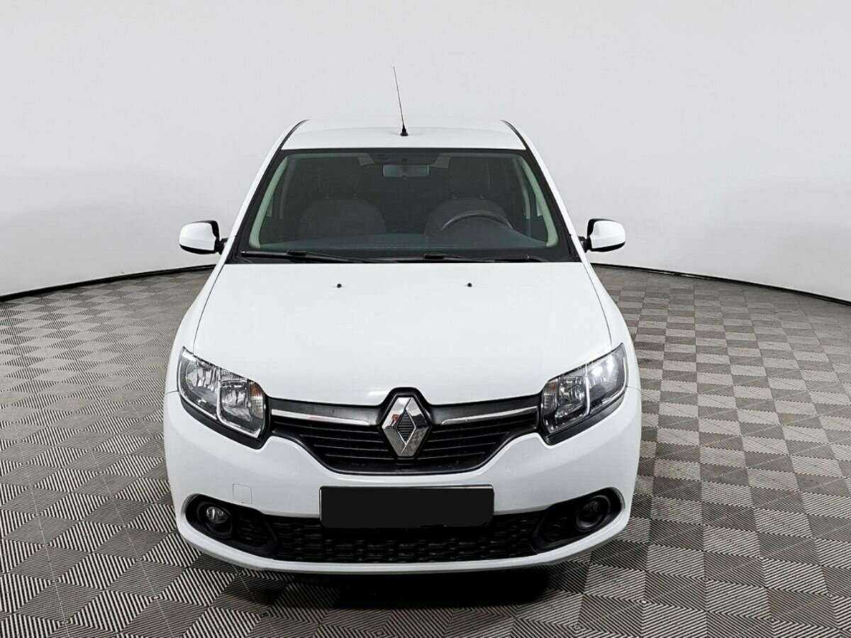 Купить Renault Sandero с пробегом. Фото: #1