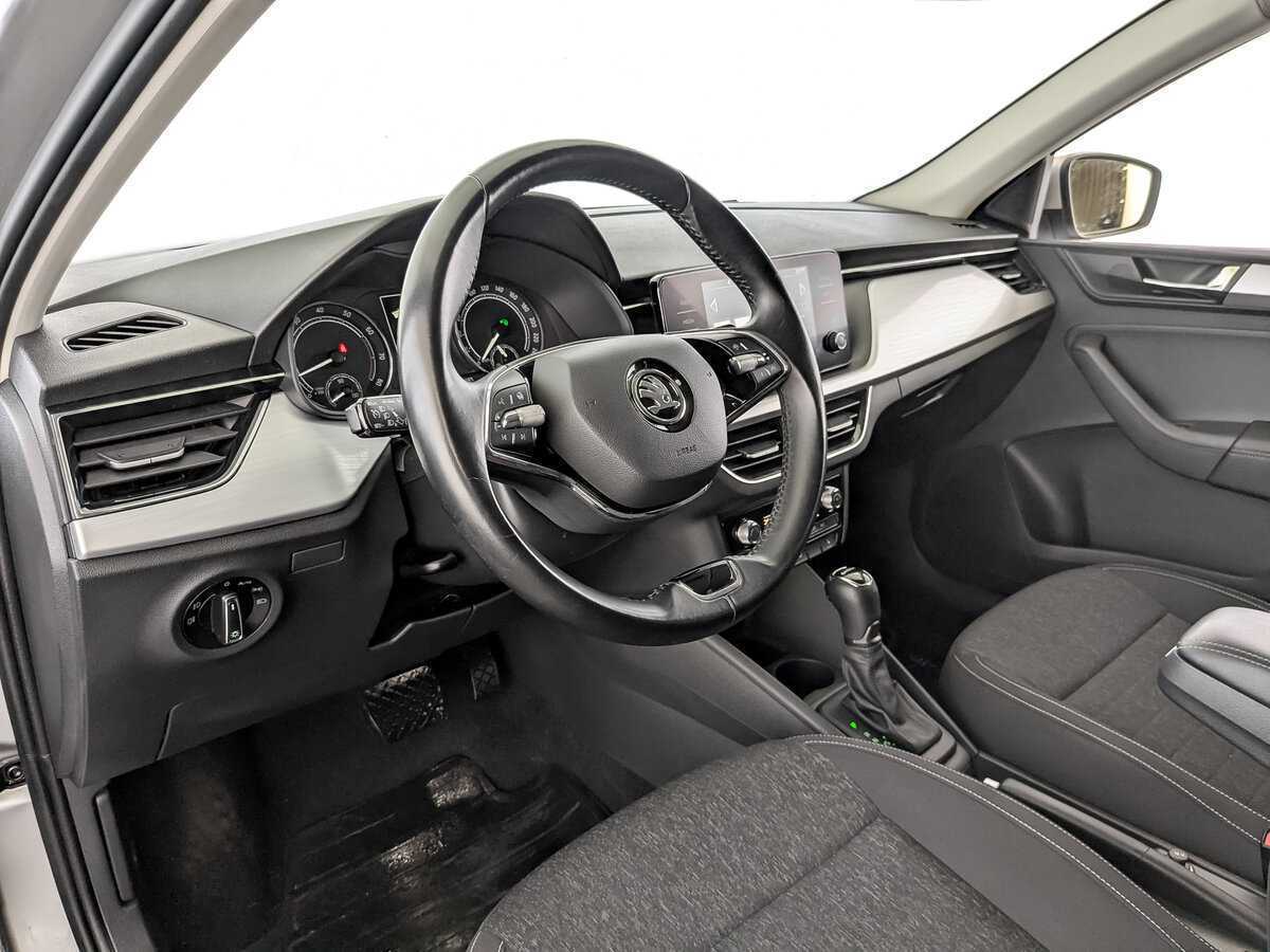 Купить Skoda Rapid с пробегом. Фото: #15