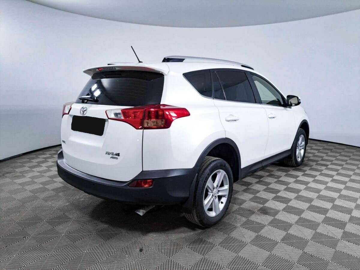 Купить Toyota RAV4 с пробегом. Фото: #4