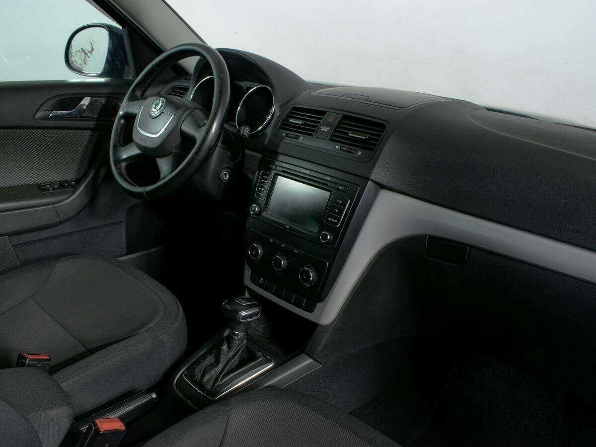 Купить Skoda Yeti с пробегом. Фото: #6