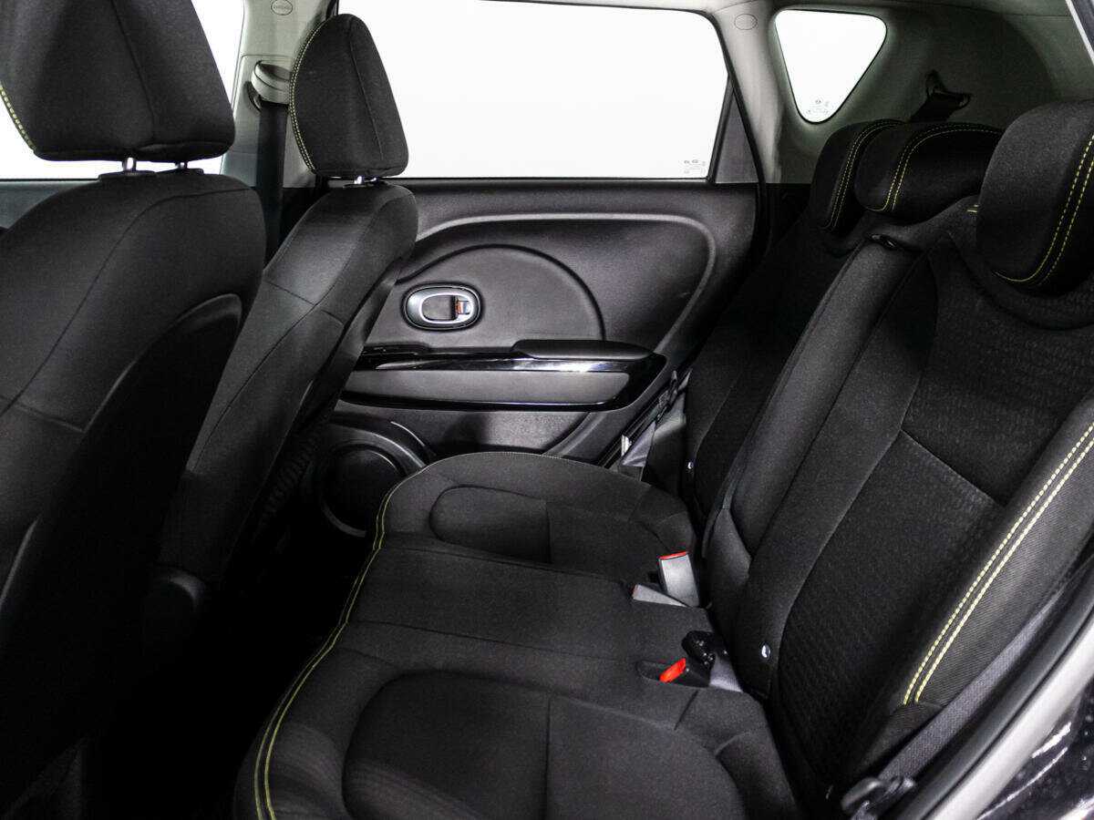 Купить Kia Soul с пробегом. Фото: #9