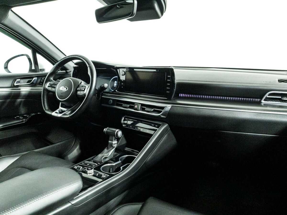 Купить Kia K5 с пробегом. Фото: #8