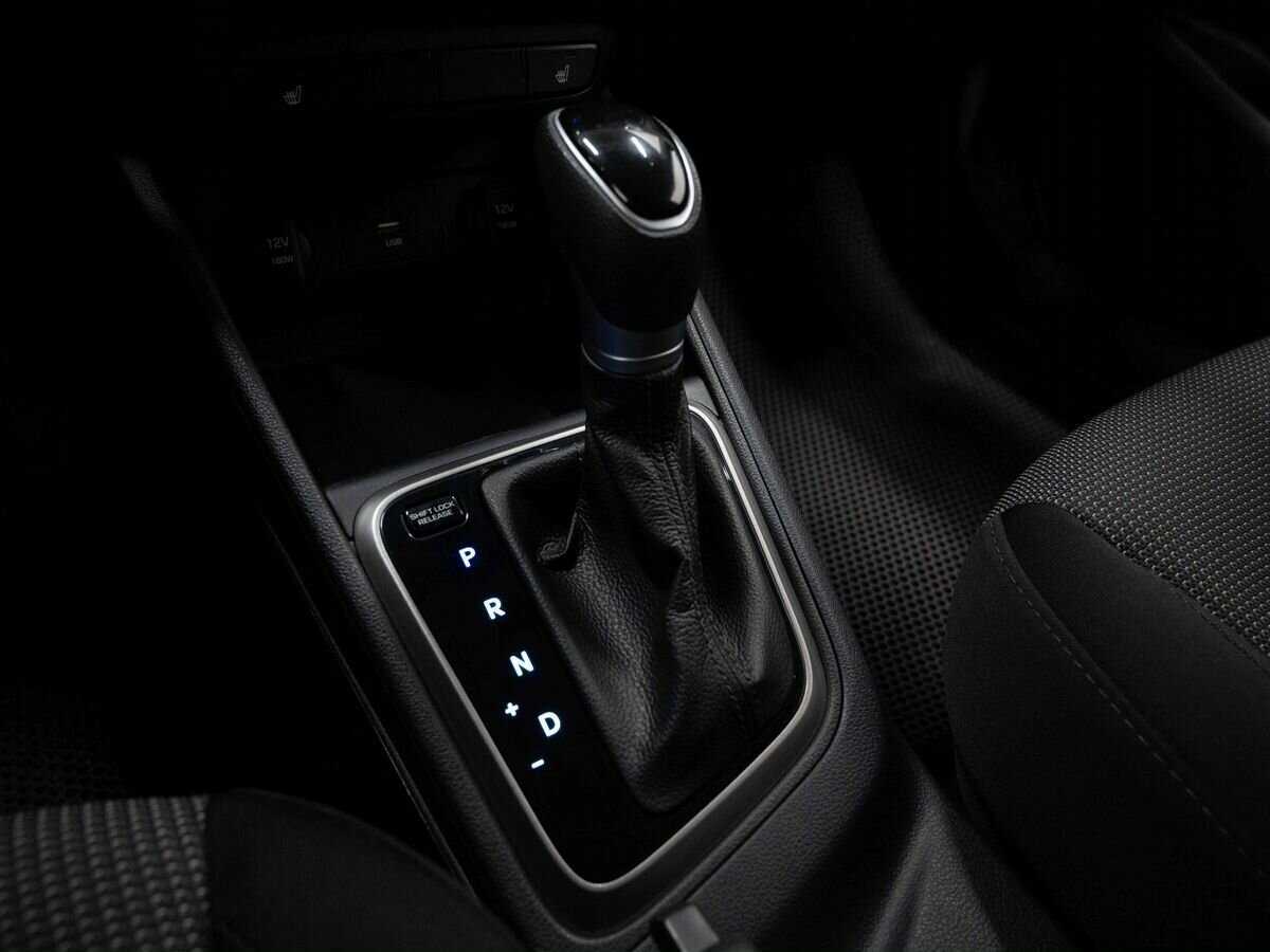 Купить Hyundai Solaris с пробегом. Фото: #22