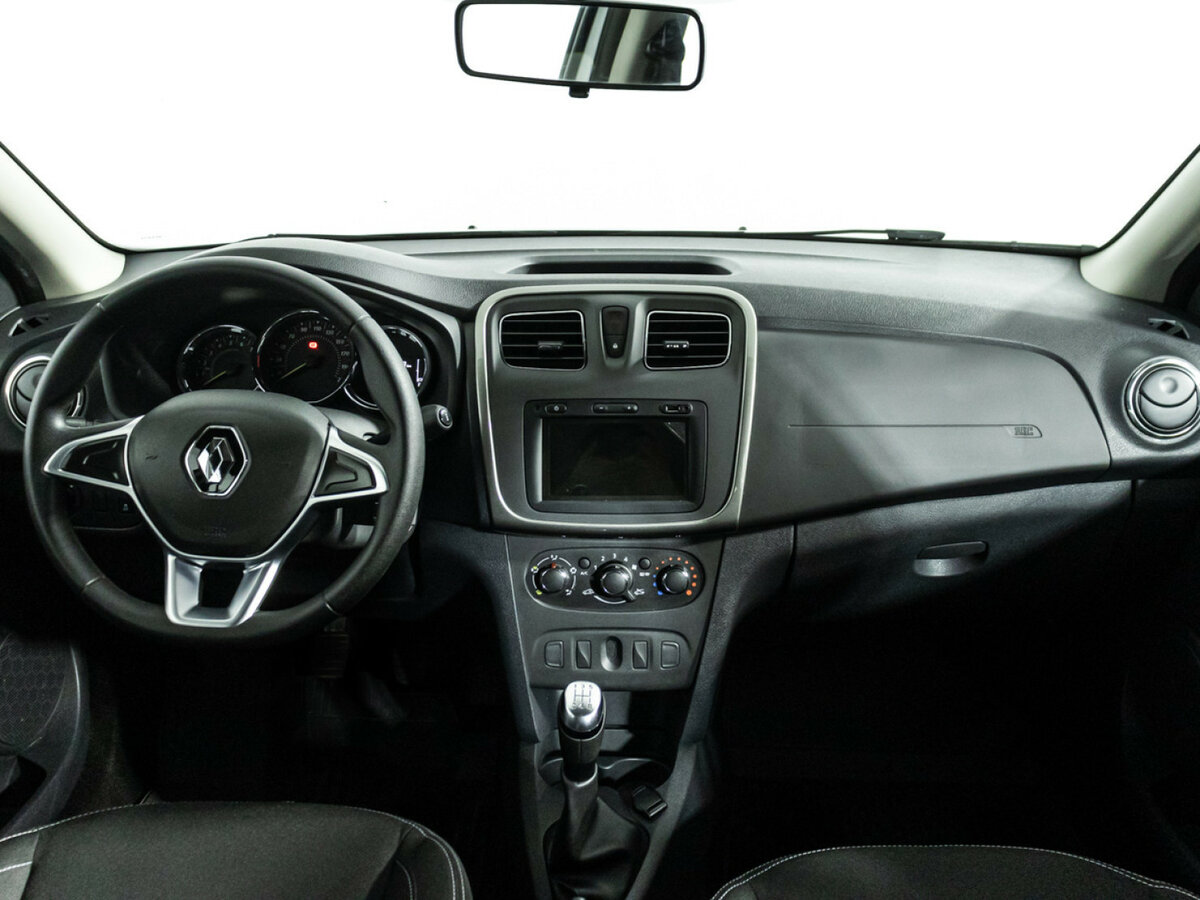 Купить Renault Sandero с пробегом. Фото: #12