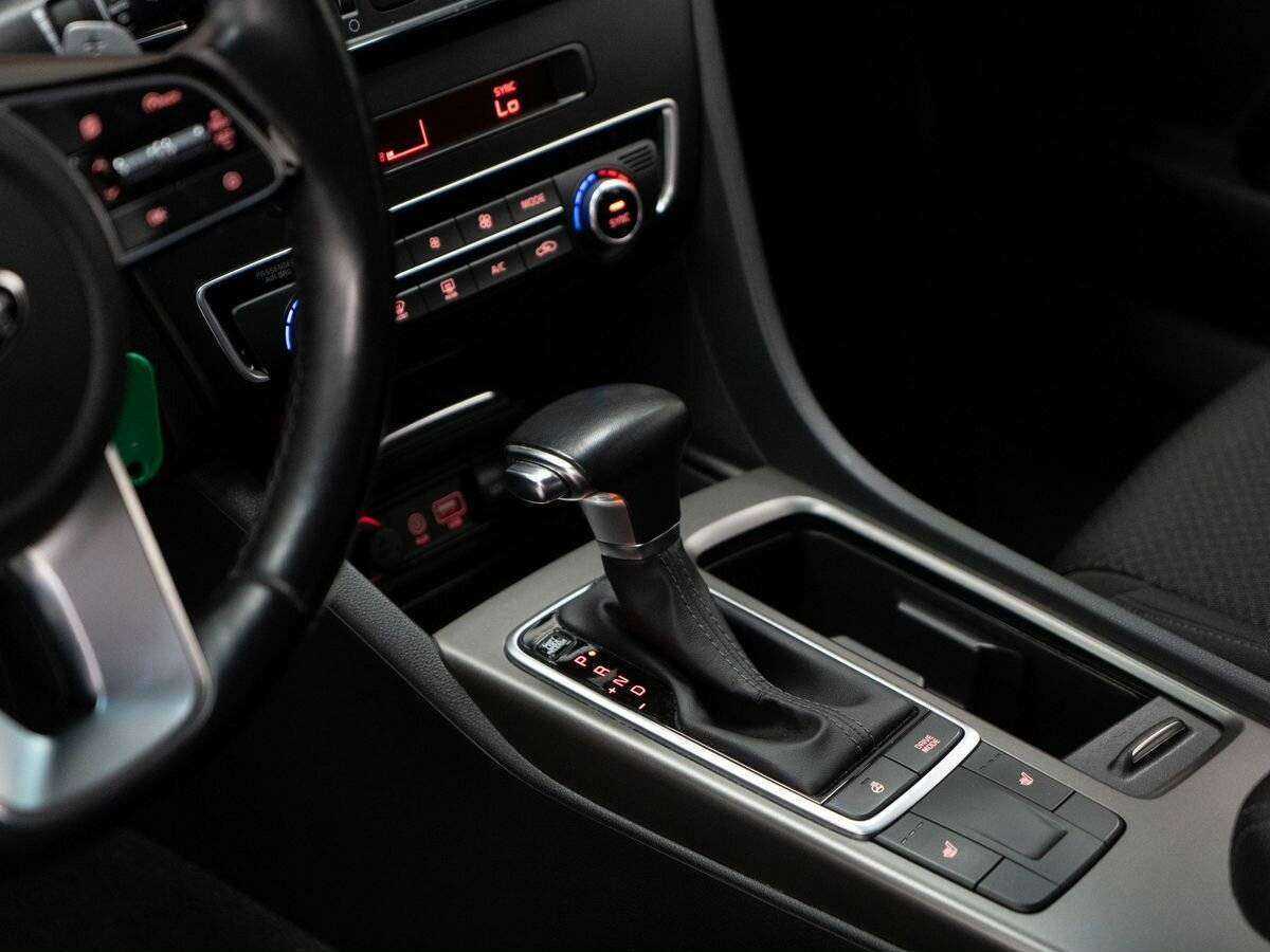 Купить Kia Optima с пробегом. Фото: #11