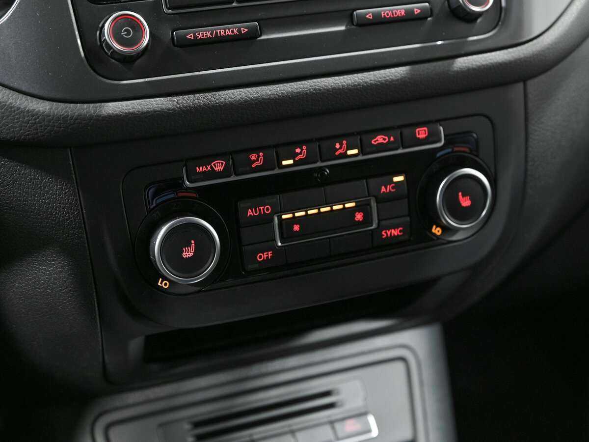 Купить Volkswagen Tiguan с пробегом. Фото: #10