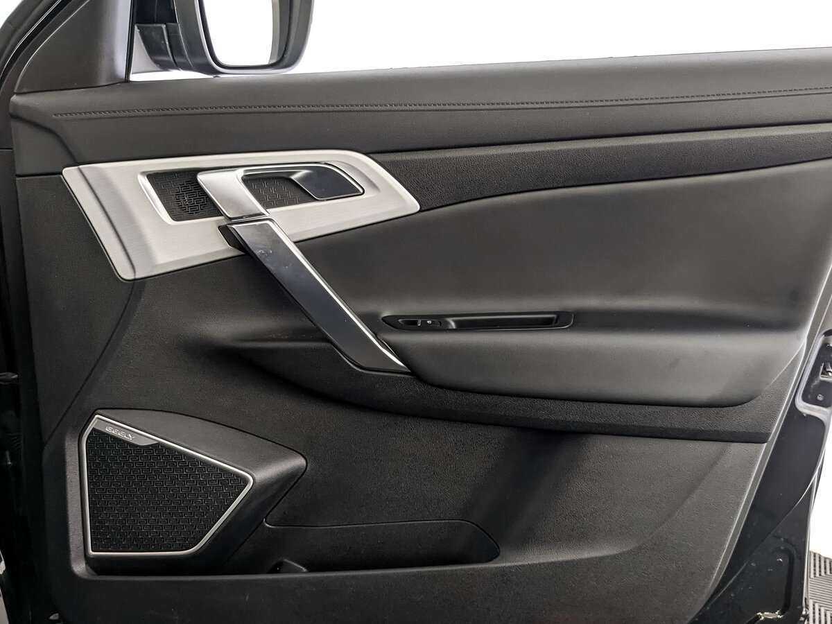 Купить Geely Atlas с пробегом. Фото: #18