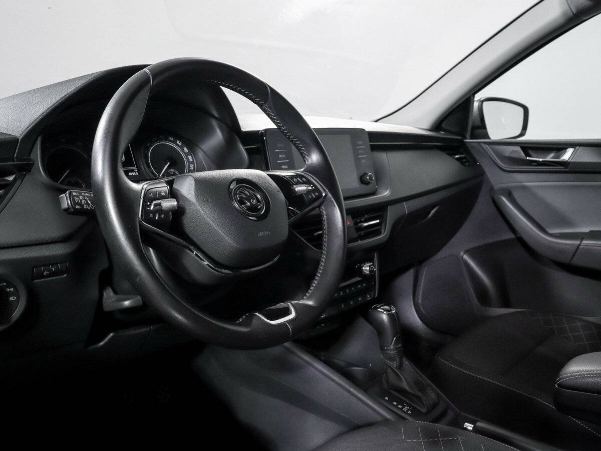 Купить Skoda Rapid с пробегом. Фото: #11