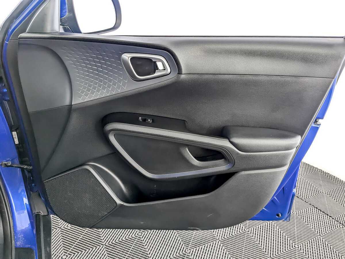 Купить Kia Soul с пробегом. Фото: #23