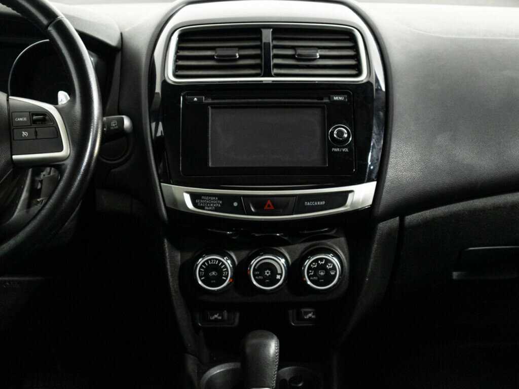 Купить Mitsubishi ASX с пробегом. Фото: #13