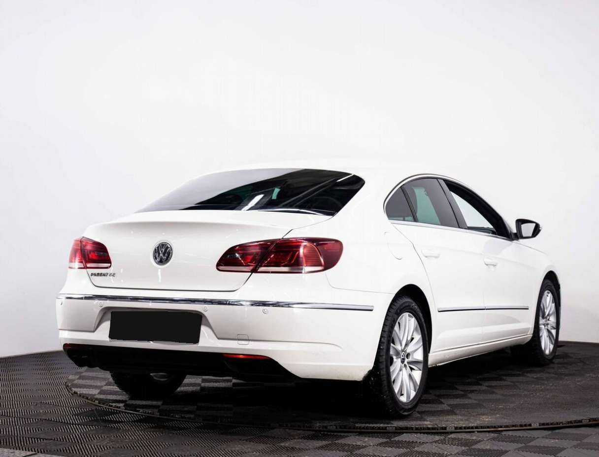 Купить Volkswagen Passat CC с пробегом. Фото: #5