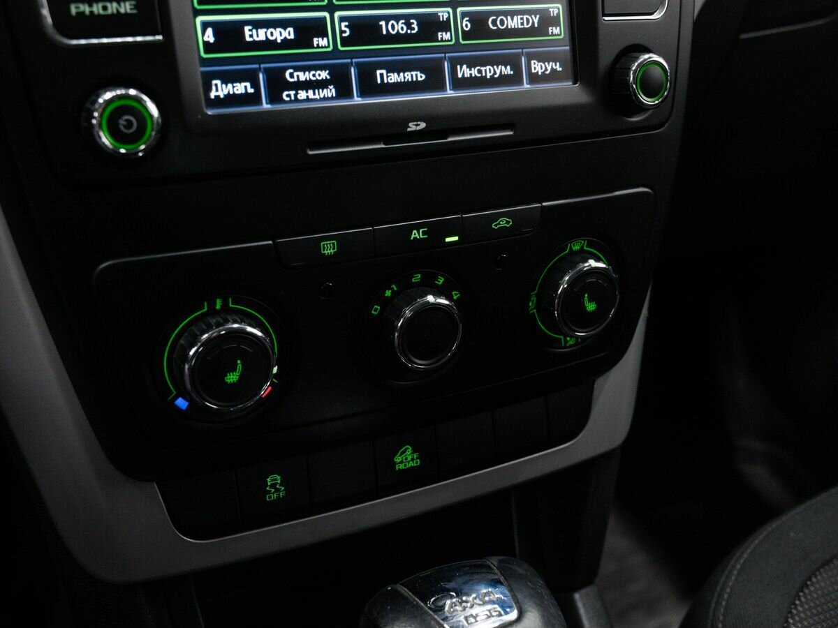 Купить Skoda Yeti с пробегом. Фото: #17