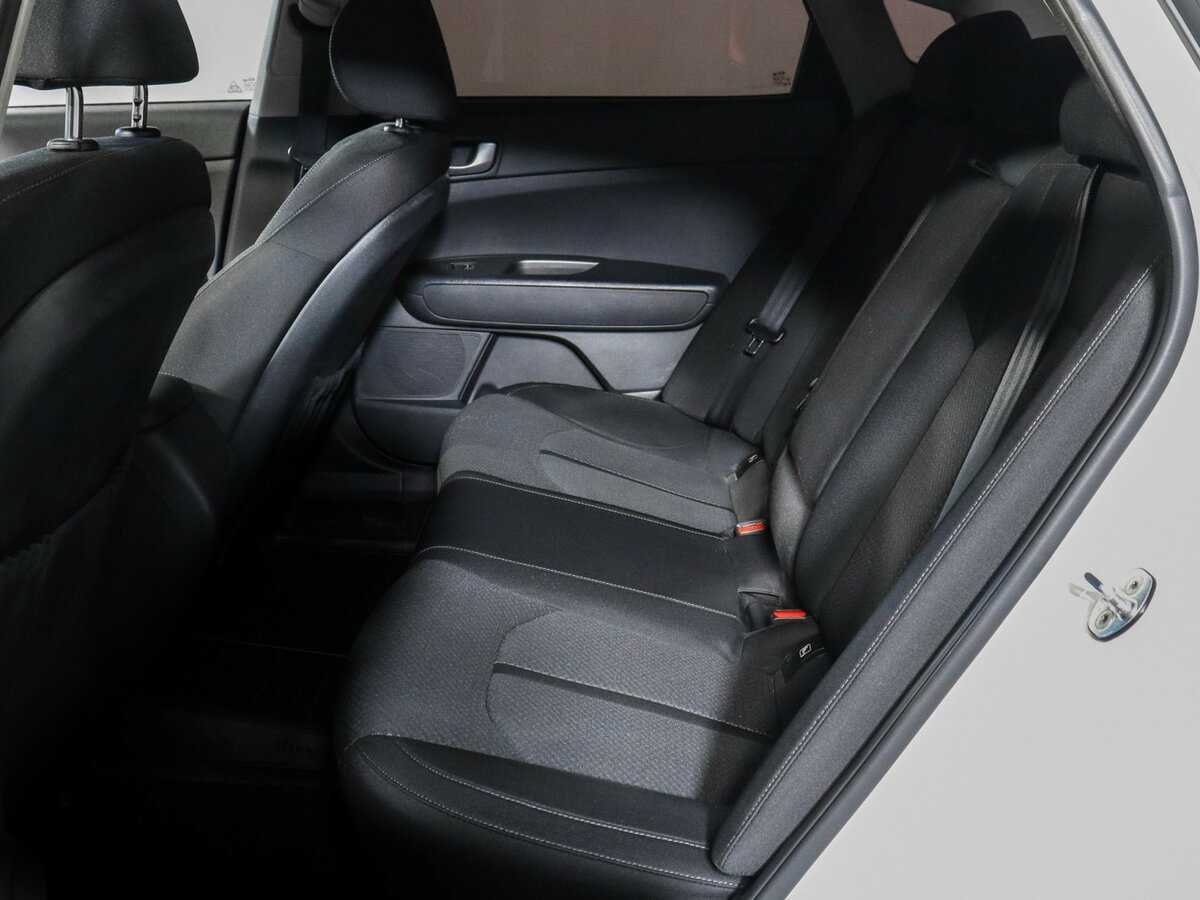 Купить Kia Optima с пробегом. Фото: #6