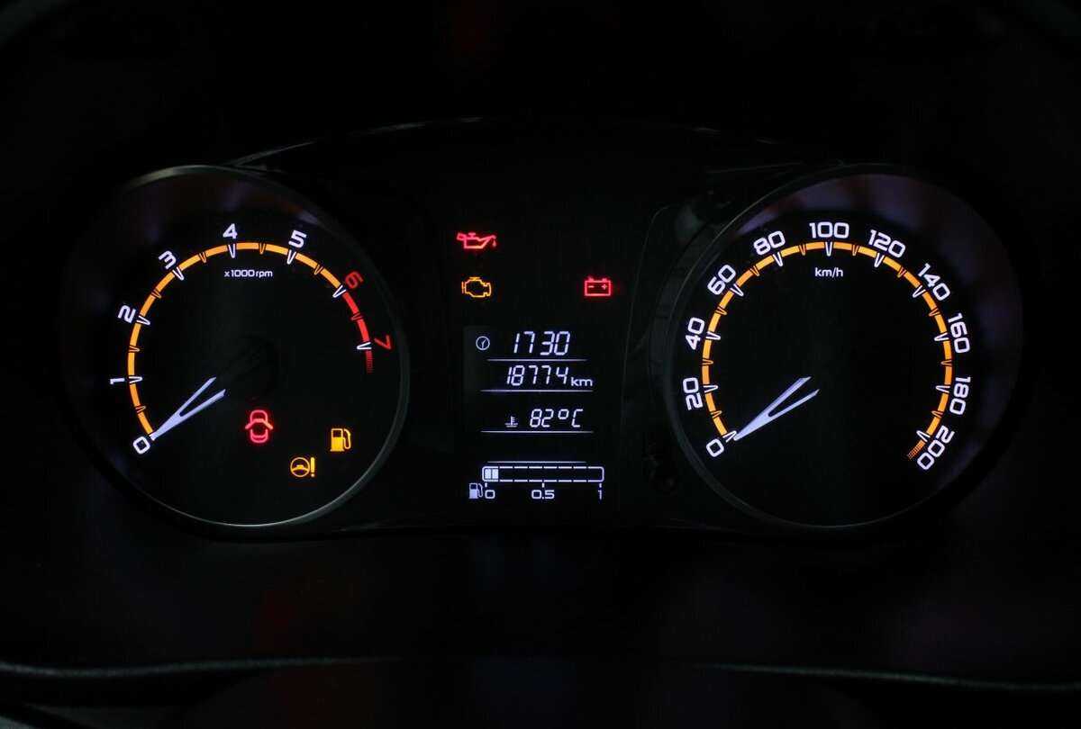 Купить Lada (ВАЗ) Granta с пробегом. Фото: #5