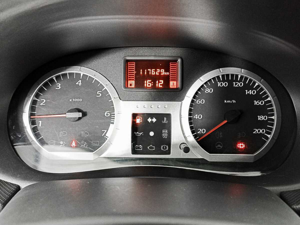 Купить Lada (ВАЗ) Largus с пробегом. Фото: #10